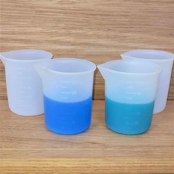100ml SILICONE MEASURING/MIXING CUPS