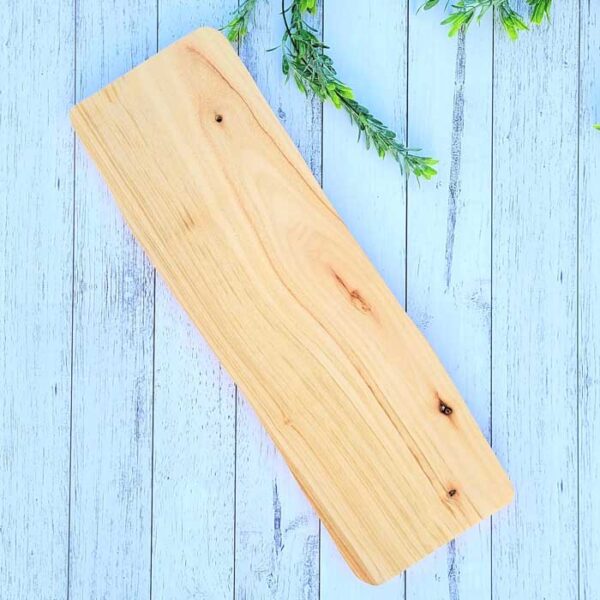 Camphor laurel serving boards - Image 2